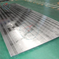 Snažna struktura od nehrđajućeg čelika obloženog aluminijumom